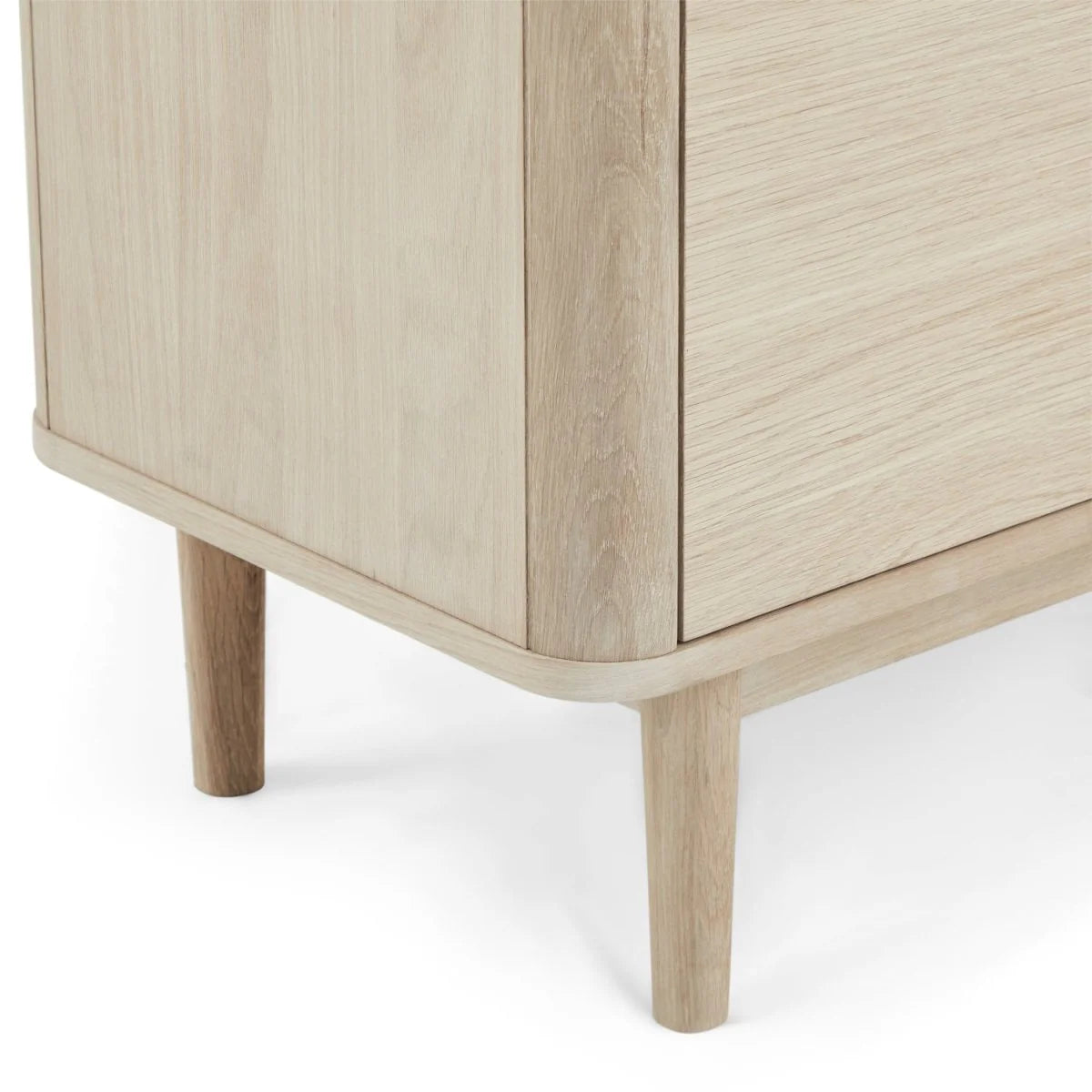 FURNHOUSE Nyborg Highboard mit LED-Beleuchtung - 123 cm breit - Eiche Weiß geöltes