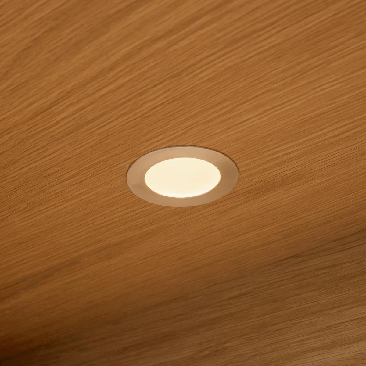FURNHOUSE Nyborg Wandschrank mit LED-Beleuchtung - 180 cm breit - Wildeiche Natur