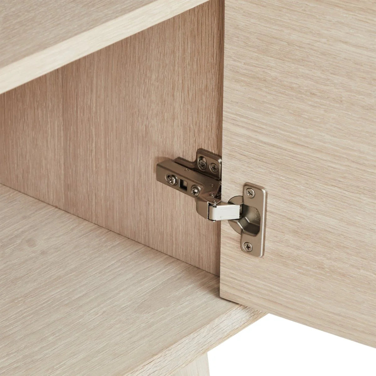 FURNHOUSE Porto Sideboard mit 3 Türen - 212 cm breit - Eiche Weiß geöltes