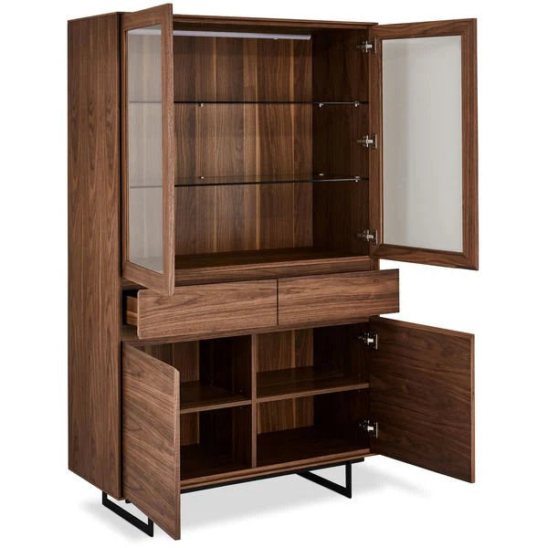 FURNHOUSE Tokyo Vitrine mit LED-Beleuchtung - 110 cm breit - Amerikanische Walnuss