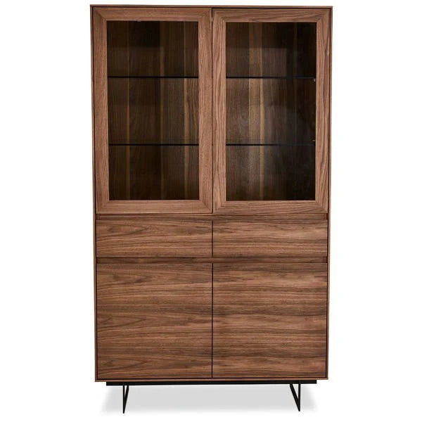 FURNHOUSE Tokyo Vitrine mit LED-Beleuchtung - 110 cm breit - Amerikanische Walnuss