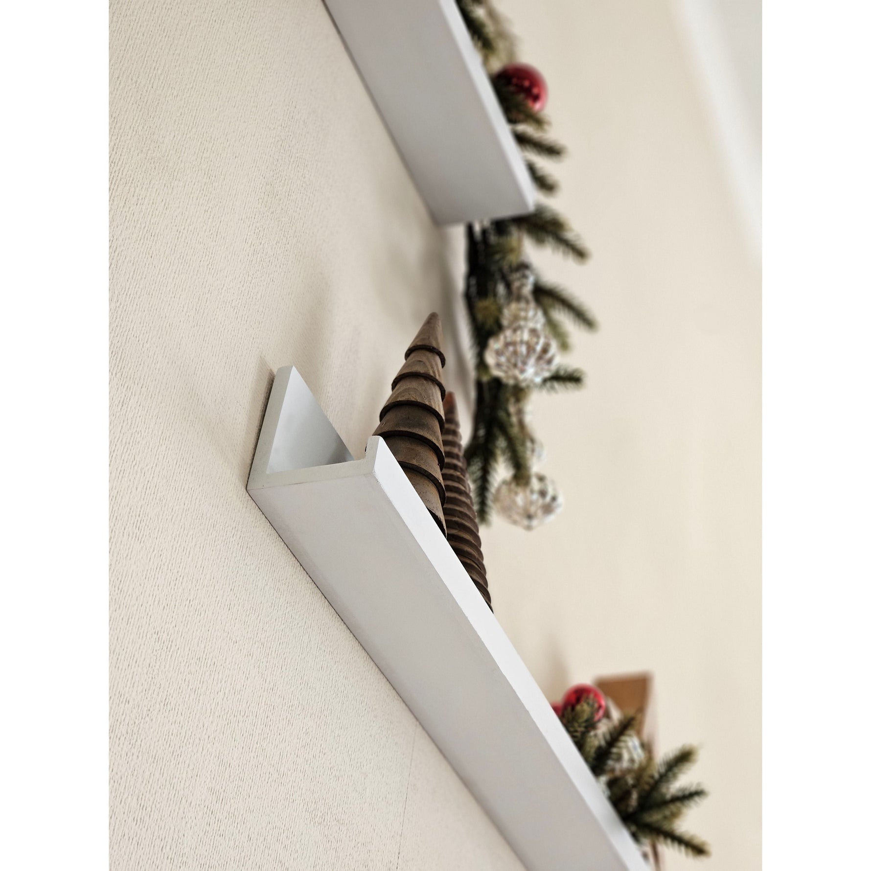 Fotoleiste Bilderleiste Schweberegal Holzregal Wandregal Regale Wandboard weiß 58cm
